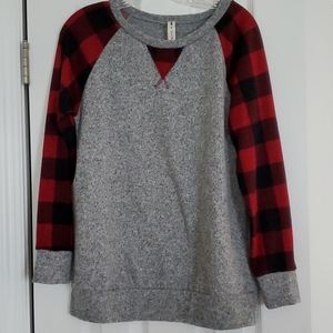 Plaid sleeve long length top